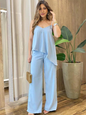 Conjunto Feminino Pantalona com Blusa Assimétrica em Tecido Duna – Elegância leve, conforto absoluto